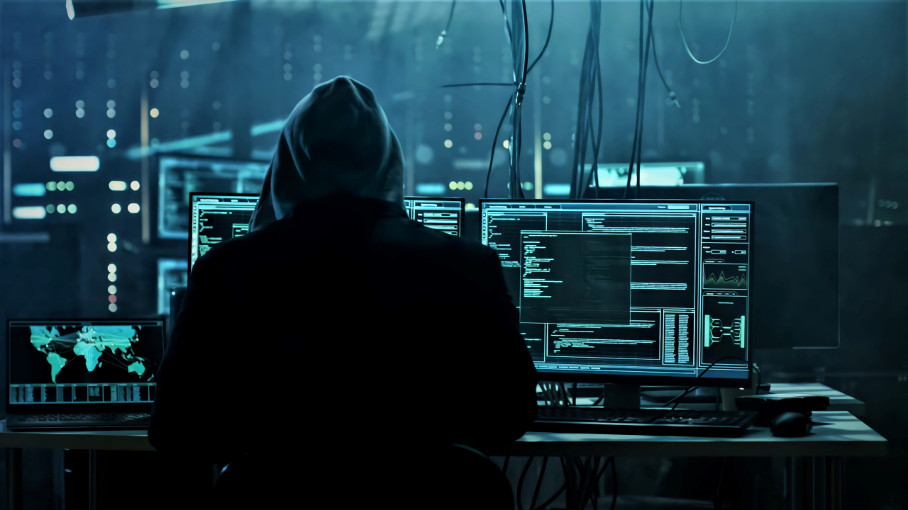 1. Khám phá hạ gục hacker bằng Thủ thành offline