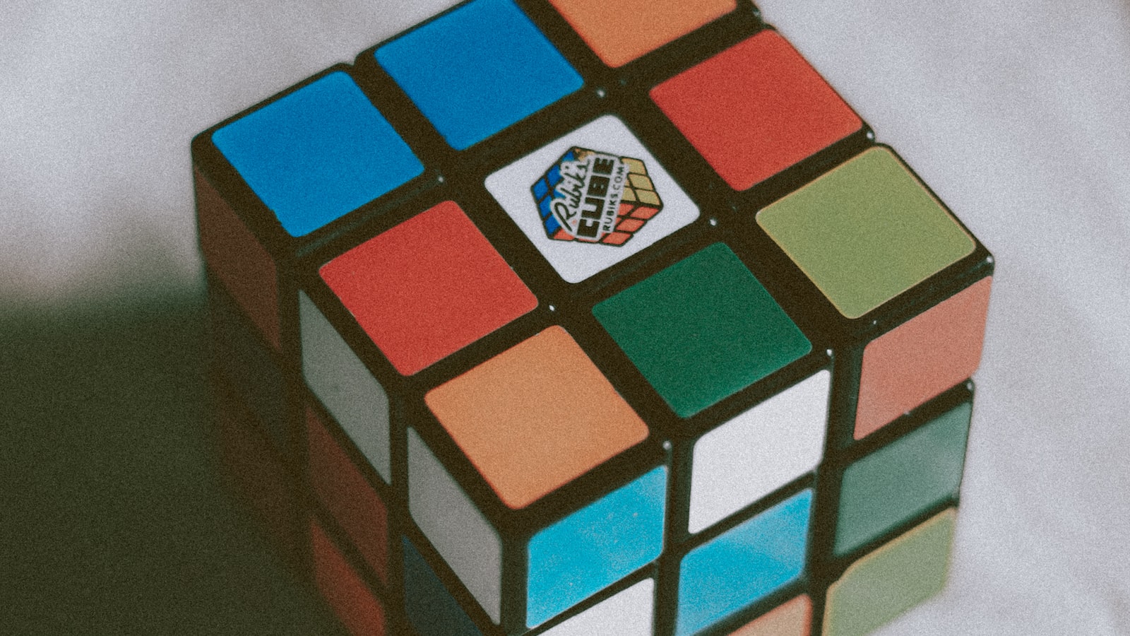 2. Cách học cách giải Rubik 4x4 từ nhào lộn