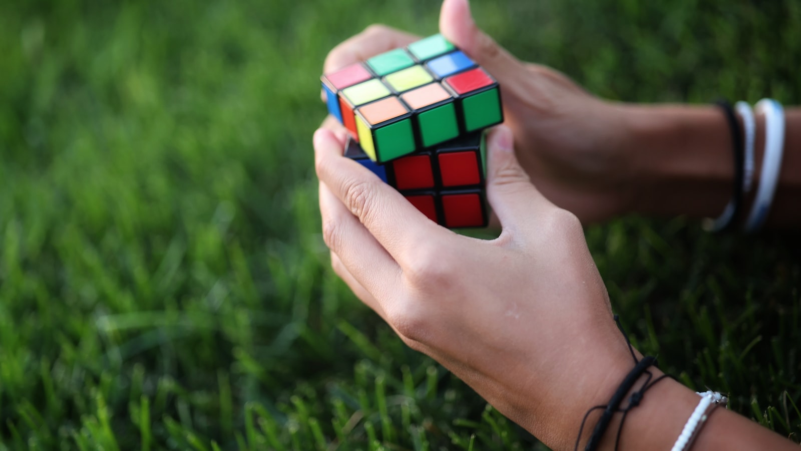 2. Hướng dẫn chơi Rubik 4x4 chi tiết